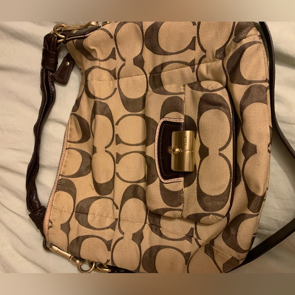 Authentic unique pre loved with care shoulder strap Coach purse with large logo. - Picture 3 of 8